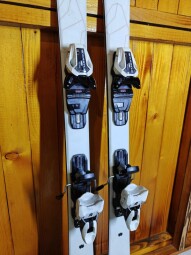 LYŽE KASTLE QUARTZ 72 156CM